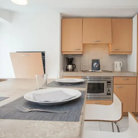 Spacious Holiday In With Garden בית נופש ווינטרברג
